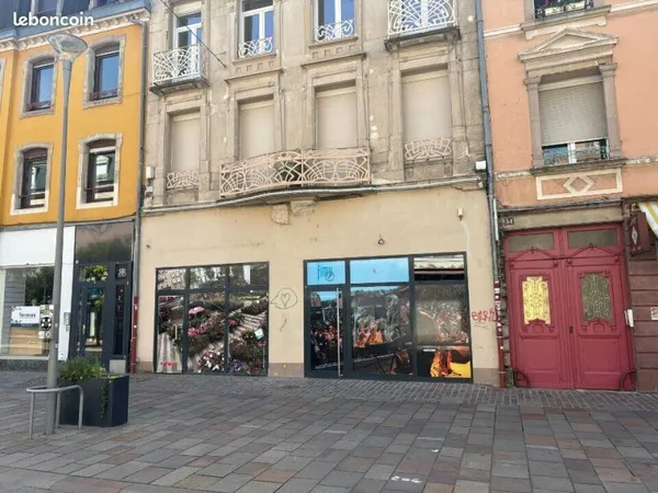 LOCAL COMMERCIAL 260 m² BELFORT