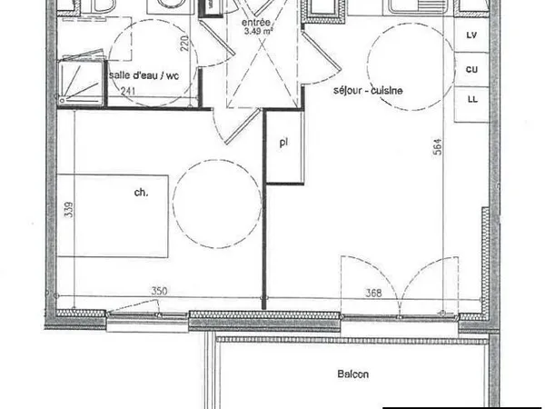 EN EXCLUSIVITE APPARTEMENT 2 PIECES DERNIER ETAGE AVEC BALCON