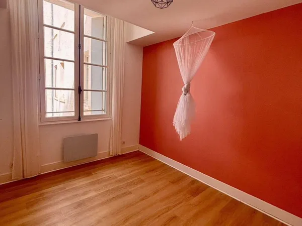 Appartement 4 pièces 85 m²