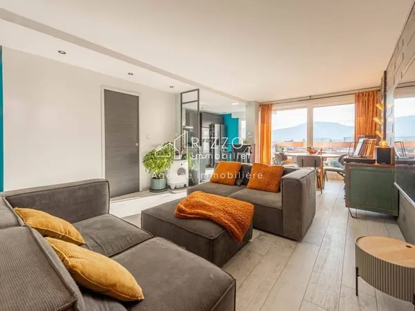Appartement 4 pièces 79 m²