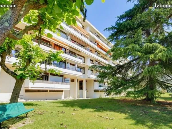 Blanquefort t1 lumineux