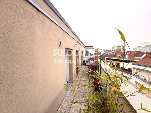 A VENDRE - REIMS SECTEUR AVE DE PARIS - T2 TERRASSE PARKING