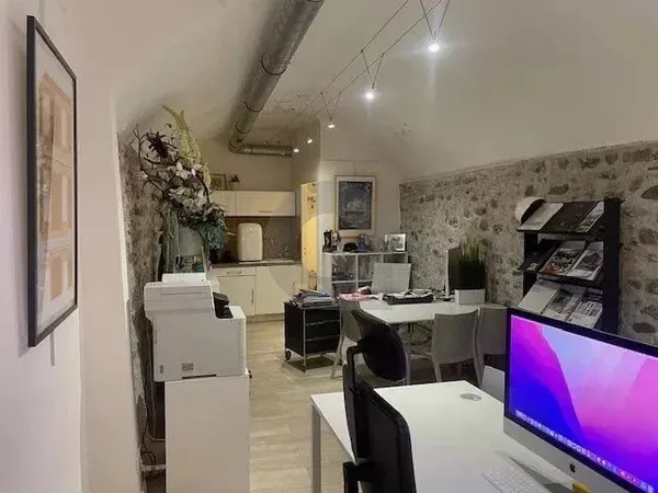 Local commercial