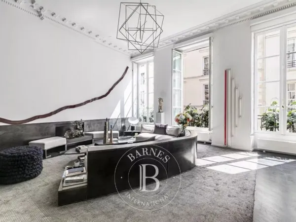 Paris 6 - Rue de Tournon - bien d'exception de 200 m² - rare