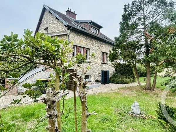 Maison 5 pièces 170 m²