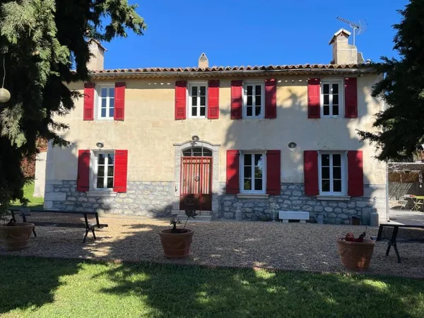 Maison 6 pièces 170 m²