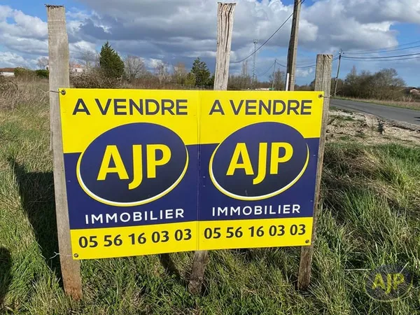 TERRRAIN A VENDRE A ST PAUL DE BLAYE