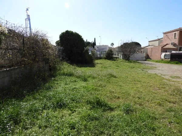 FRONTIGNAN Terrain à bâtir de 308m2