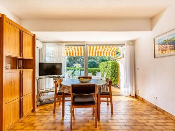 Studio 2 pièces 30 m²