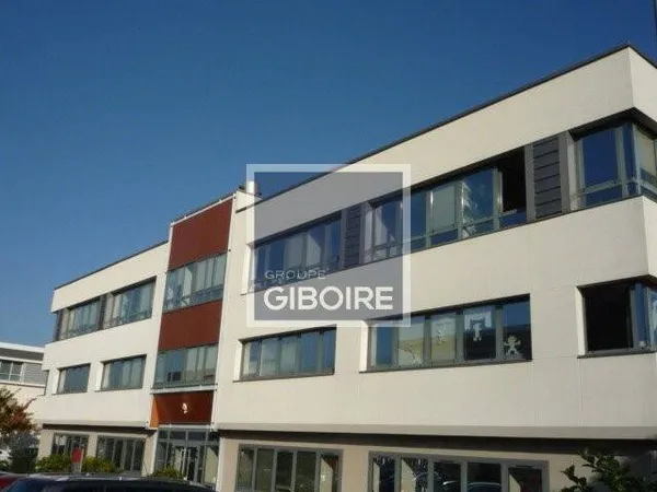 Bureaux 246 m²