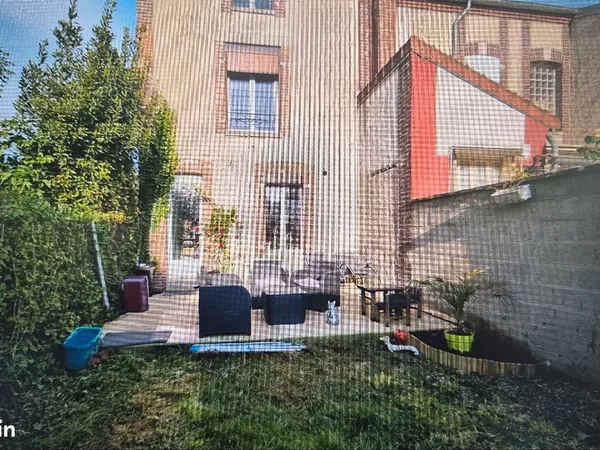 Proche gare maison avec jardin