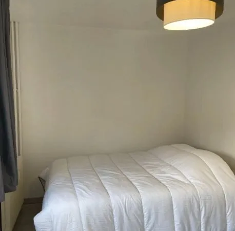 Chambre en colocation disponible immédiatement à Loos