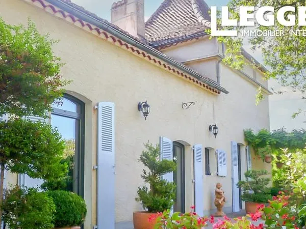 Maison de charme rénovée dans la pittoresque vallée du Lot, à St-Géry, près de Cahors et Saint-Cirq-