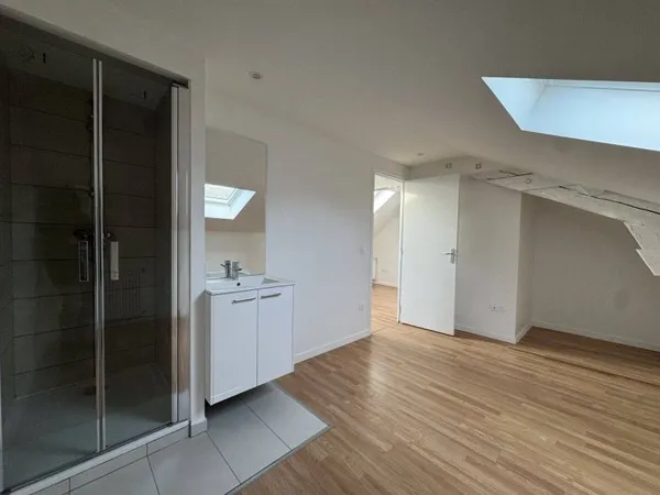 Studio 1 pièce 19 m²