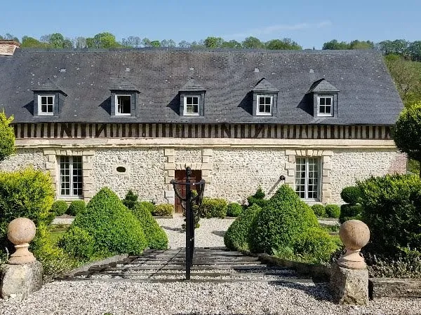 Maison 5 pièces 215 m²