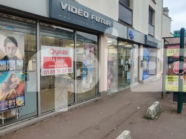 Local commercial 97 m²