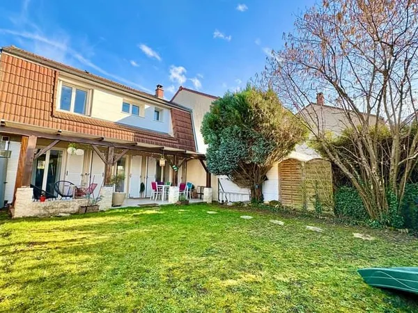 Maison 5 pièces 97 m²
