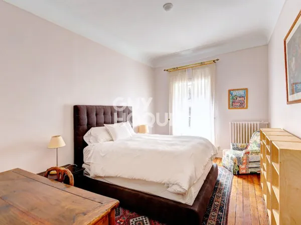 PARIS XVI, Beauséjour, Grand 2 pièces 69,51 m2