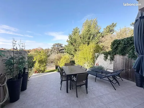 Villa de 130 m2, 4 chambres dans résidence sécurisée