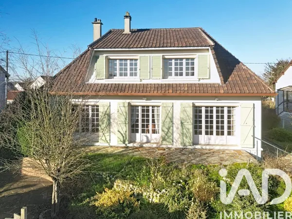 Maison 8 pièces 145 m²