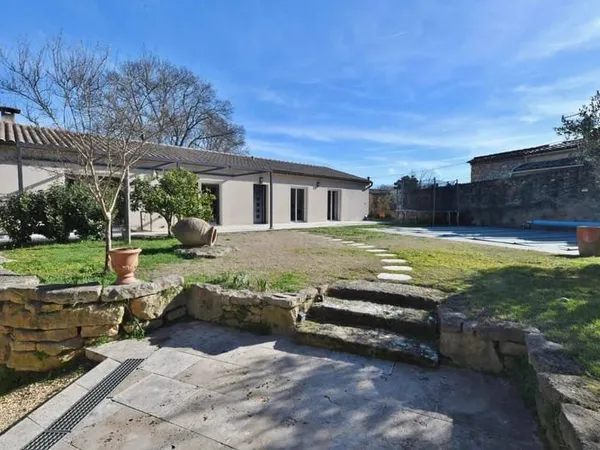 Maison de plain-pied 6 pièces 152 m²