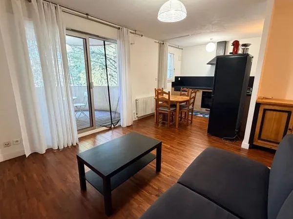 Studio 1 pièce 30 m²
