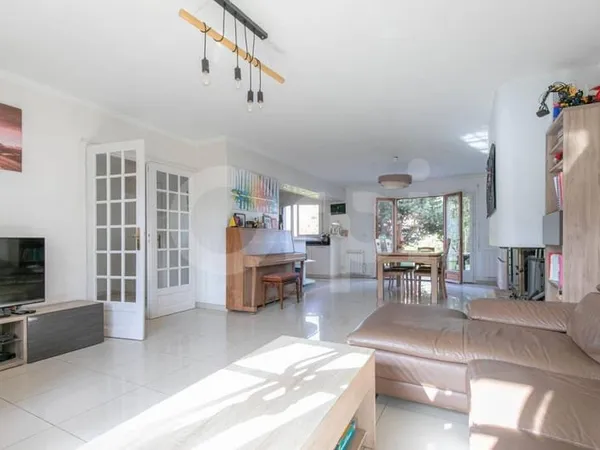 Maison 4 pièces 120 m²