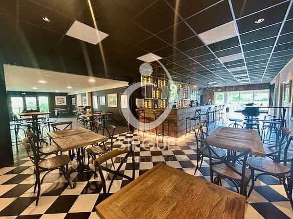 BAR / RESTAURANT