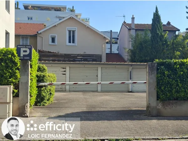 Parking 14 m²