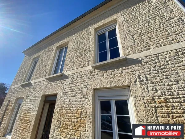 Maison ancienne - travaux a prévoir -avec dépendances - Luc-sur-Mer - Proche plage - 626 m² de terra