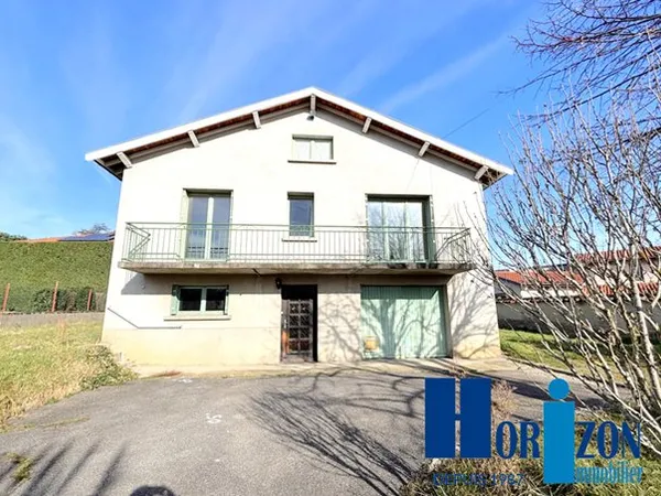 EXCLUSIVITE: MONTBRISON MAISON SUR SOUS-SOL TROIS CHAMBRES +