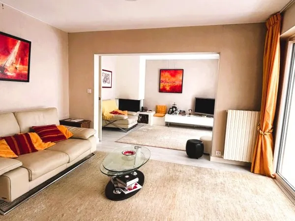 Maison 6 pièces 210 m²