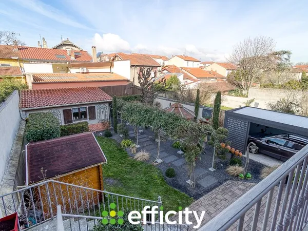 Maison 8 pièces 193 m²
