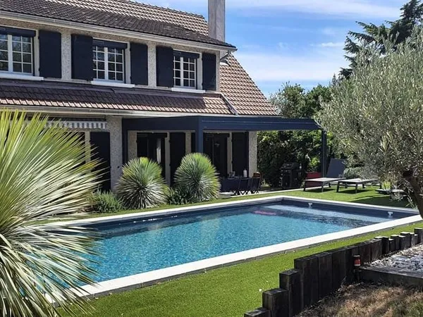 Maison 8 pièces 185 m²