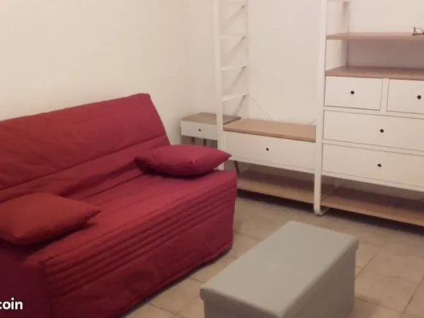 Studio meublé