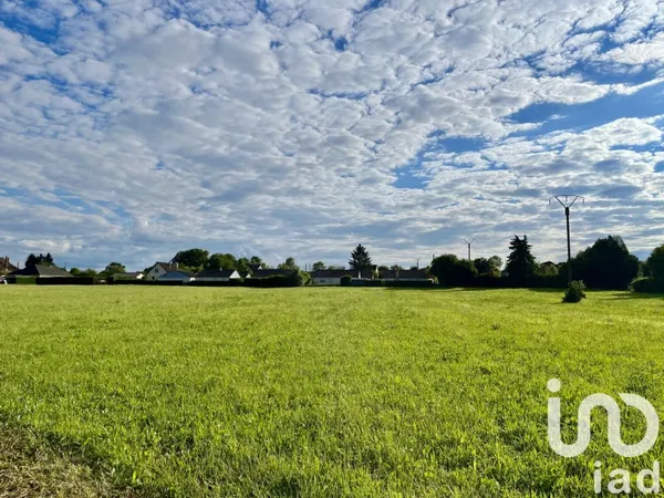 Terrain 10811 m²