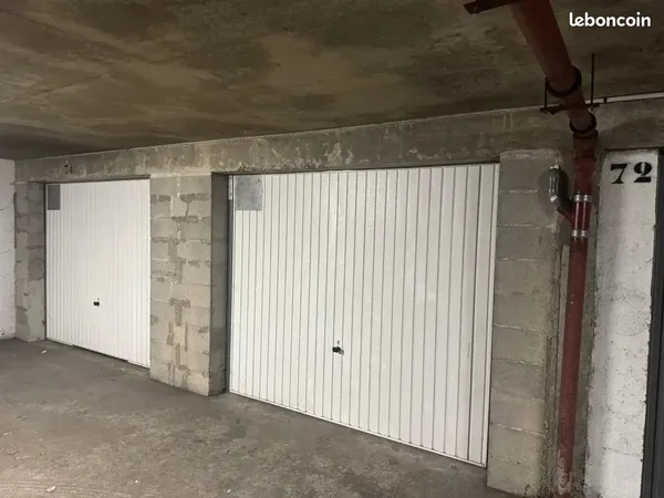 Place de parking fermé box a louer