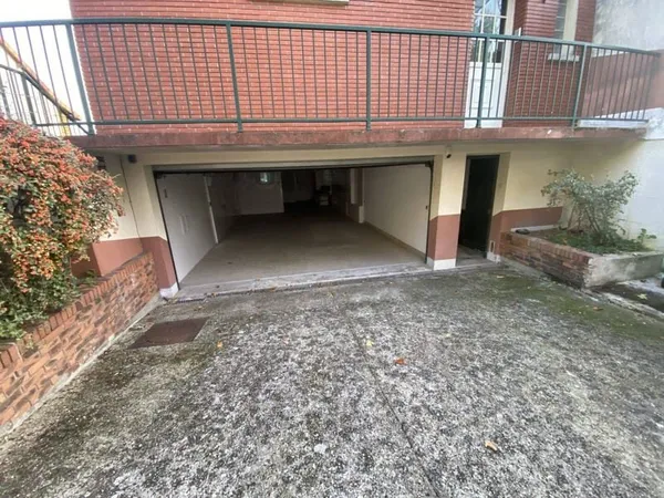 Local commercial 82 m²