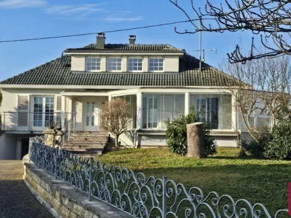 Maison 6 pièces 160 m²