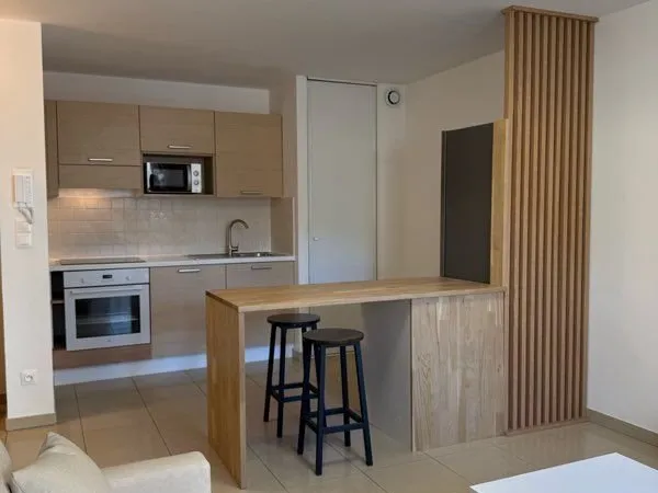 Appartement T2 - Location à l'année - Centre-ville Briançon