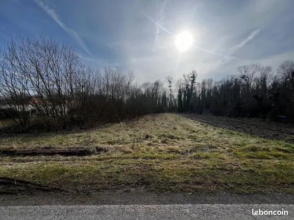 Terrain 1 150 m² La Riviere De Corps
