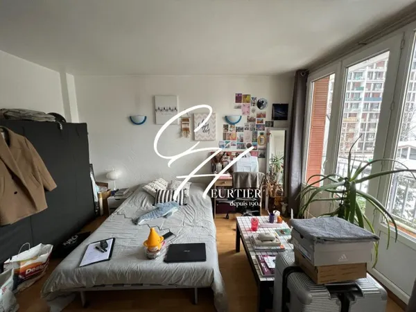 SAINT MRTIN D'HERES: 2 studios d'environ 17m² chacuns