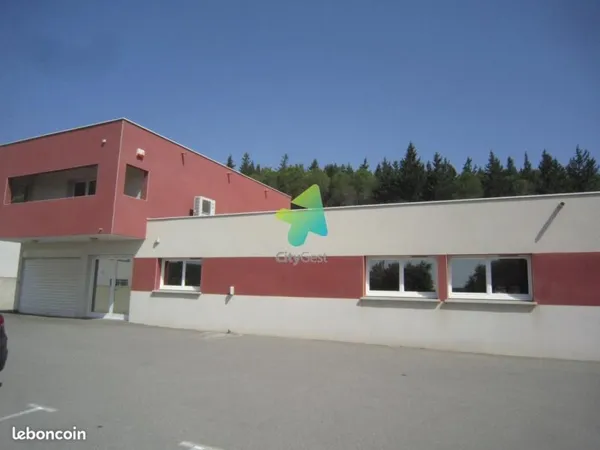 Bureaux 231 m²
