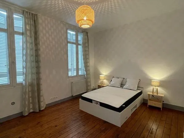 Appartement T3 meublé - 82m2 - Rue Président Carnot