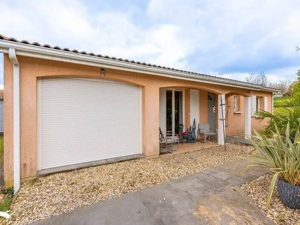 Maison de plain-pied 6 pièces 106 m²