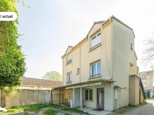 Maison 8 pièces 250 m²