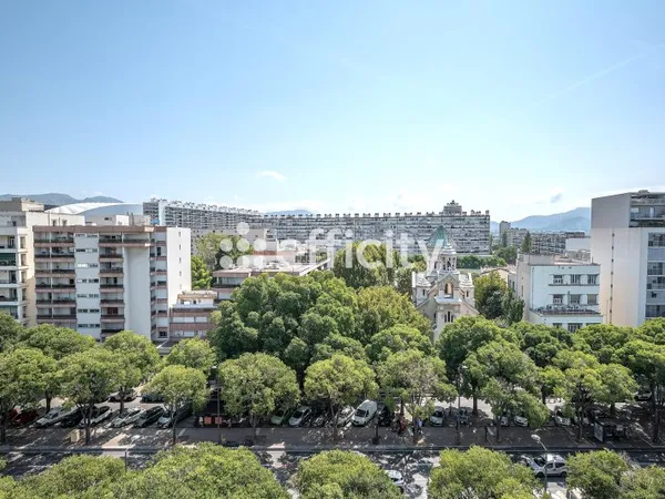 Appartement 3 pièces 111 m²