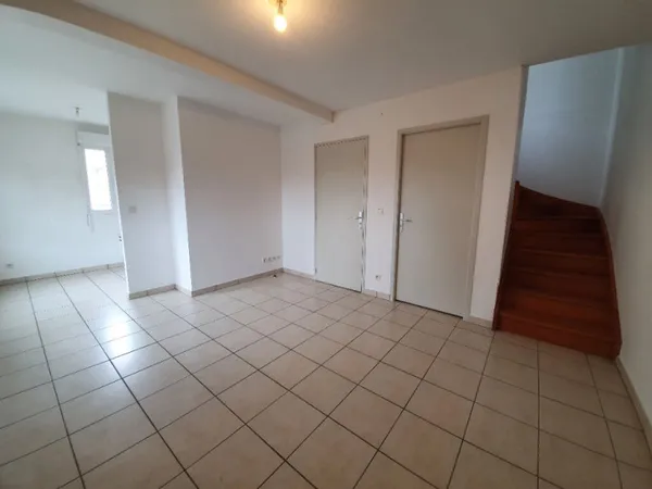 APPARTEMENT AUBIGNY SUR NERE - 2 pièces