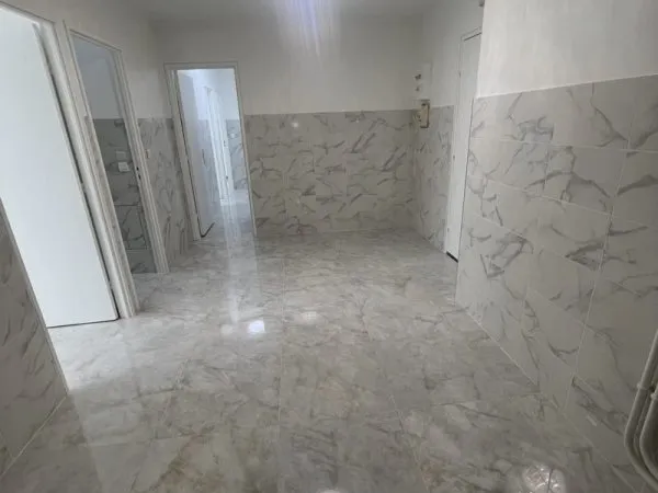 Appartement de 73 m2 3 chambres cave et parking