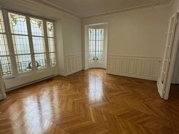 Appartement rare à la location